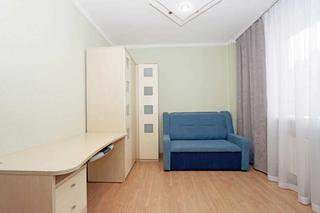 3-комнатная квартира, 90 м² — посуточно в Шелехове