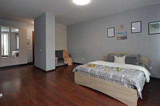 1-комнатная квартира, 40 м² — посуточно в Шелехове