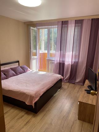 1-комнатная квартира, 32 м² — посуточно в Екатеринбурге