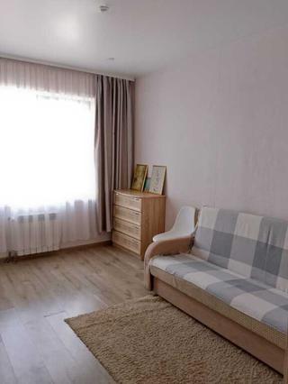2-комнатная квартира, 48 м² — посуточно в Иркутске