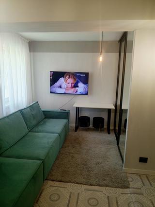 3-комнатная квартира, 45 м² — посуточно в Шелехове