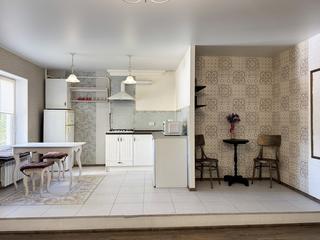 2-комнатная квартира, 52 м² — посуточно в Мариуполи